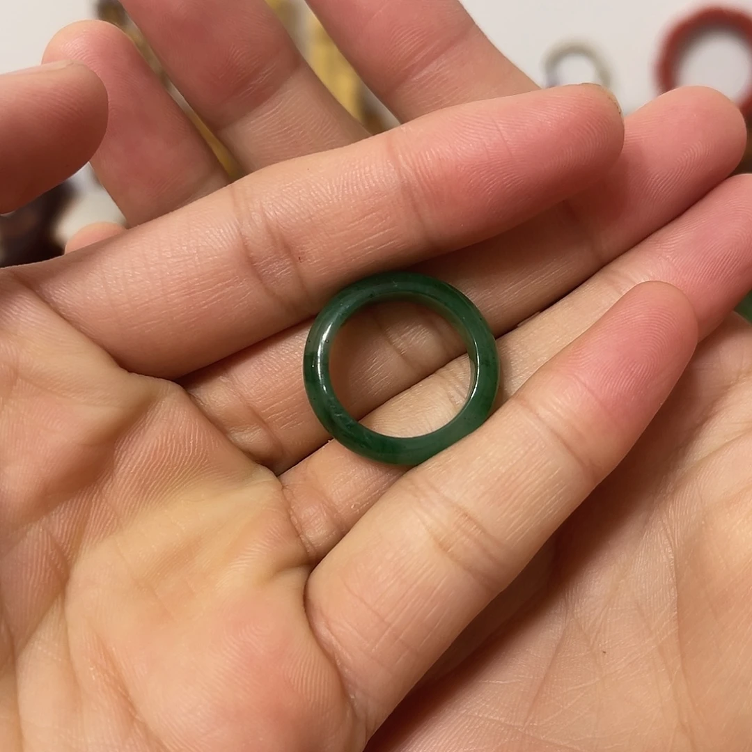 翡翠未镶嵌挂件青花瓷器的制作工艺与工艺