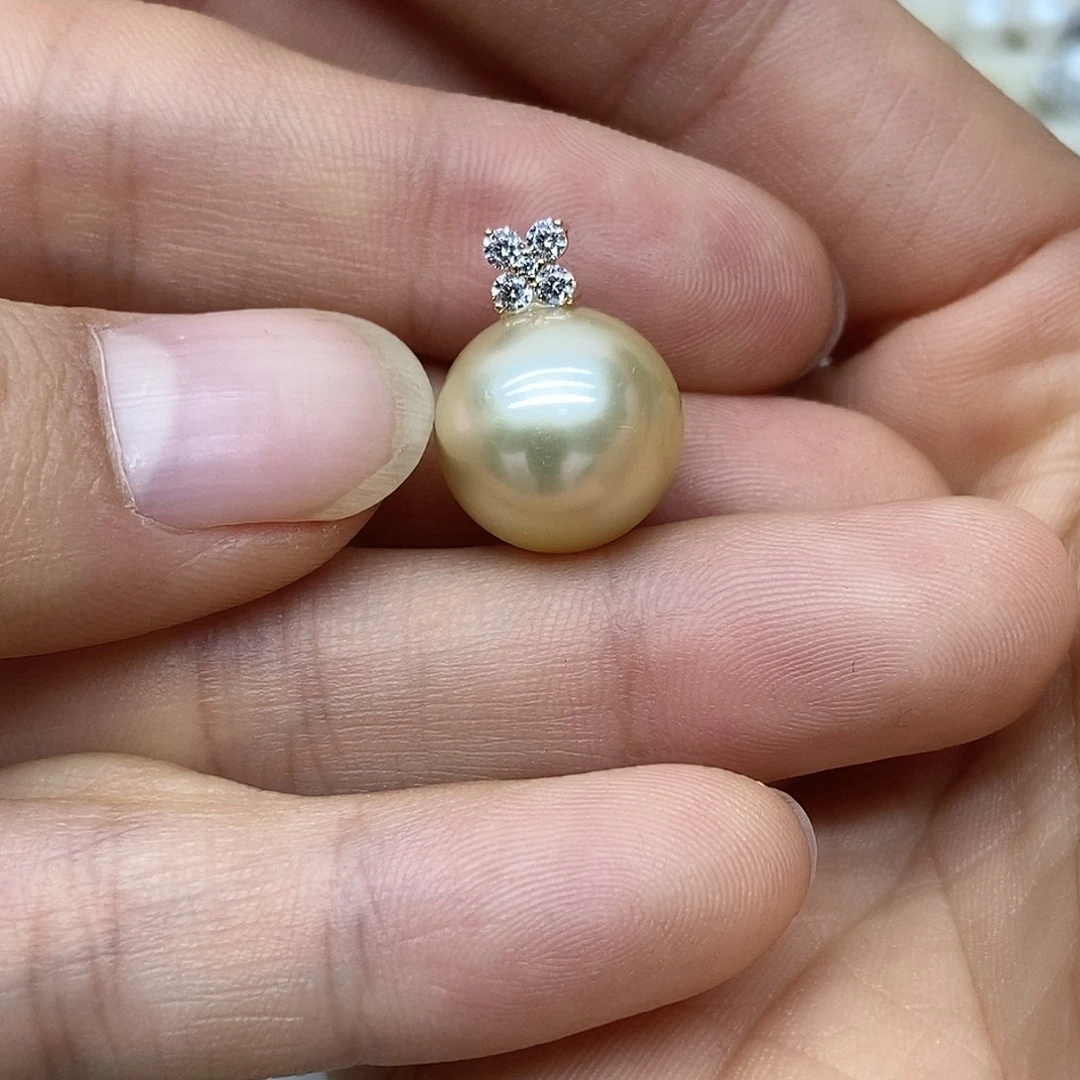 吊坠(不含链)18K金镶嵌海水珍珠