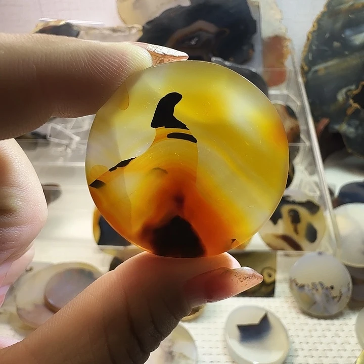 玛瑙/玉髓未镶嵌珠宝奇石