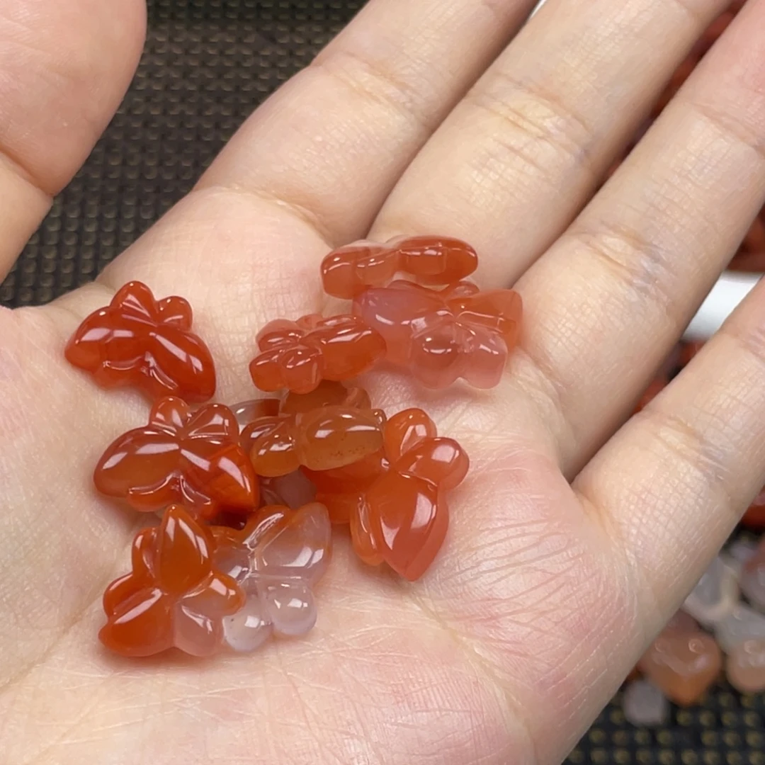 蔷***膀南红玛瑙未镶嵌配饰蝴蝶组合