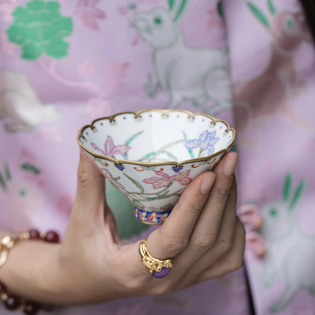 LX0456 灵玺-珐琅鸢尾花斗笠杯