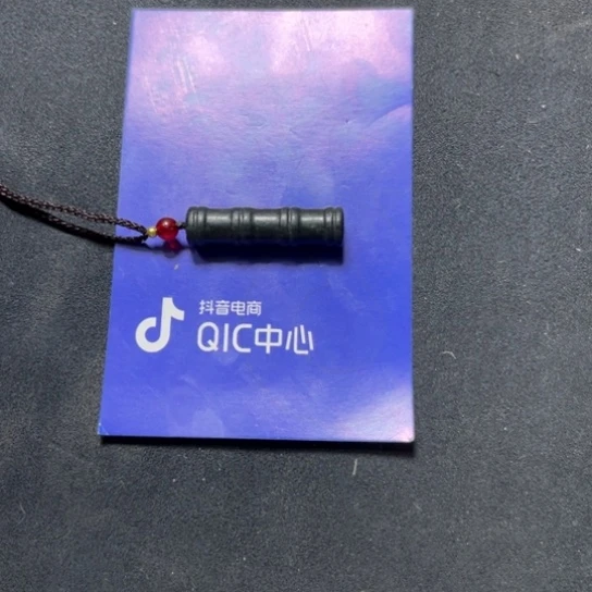 和田玉颈饰未镶嵌士*