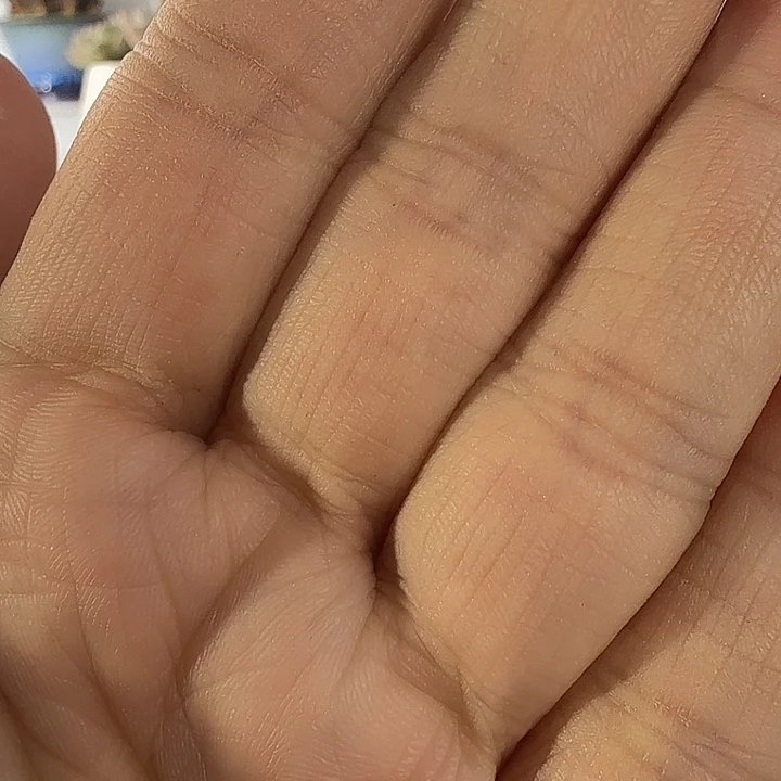 宗***y够28包邮，当天凑够