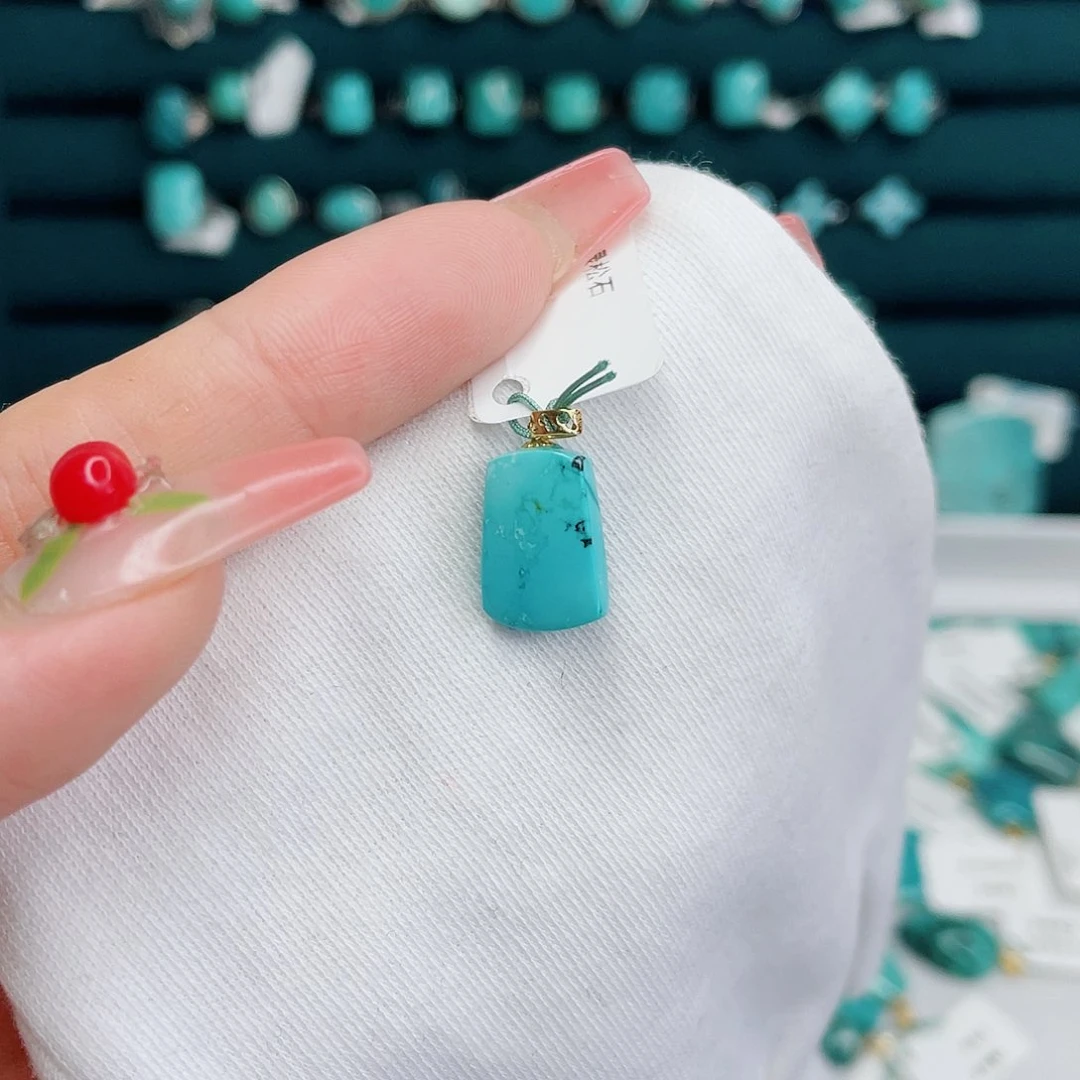 绿松石18K金镶嵌绿松石