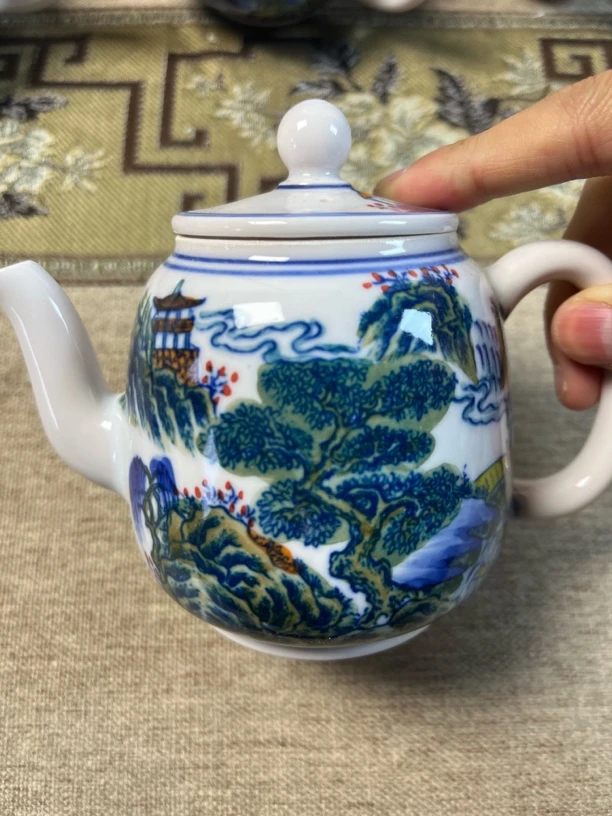 景德镇陶瓷红稀土手绘山水茶壶