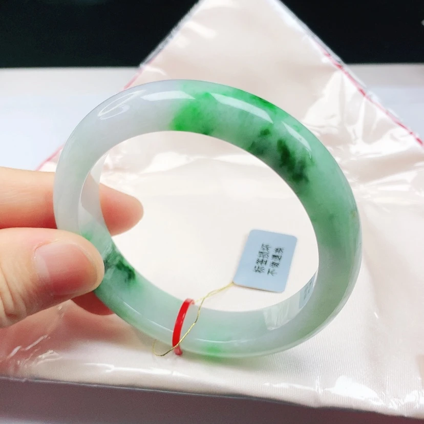 【闪购商品】翡翠手镯未镶嵌55➕圈口