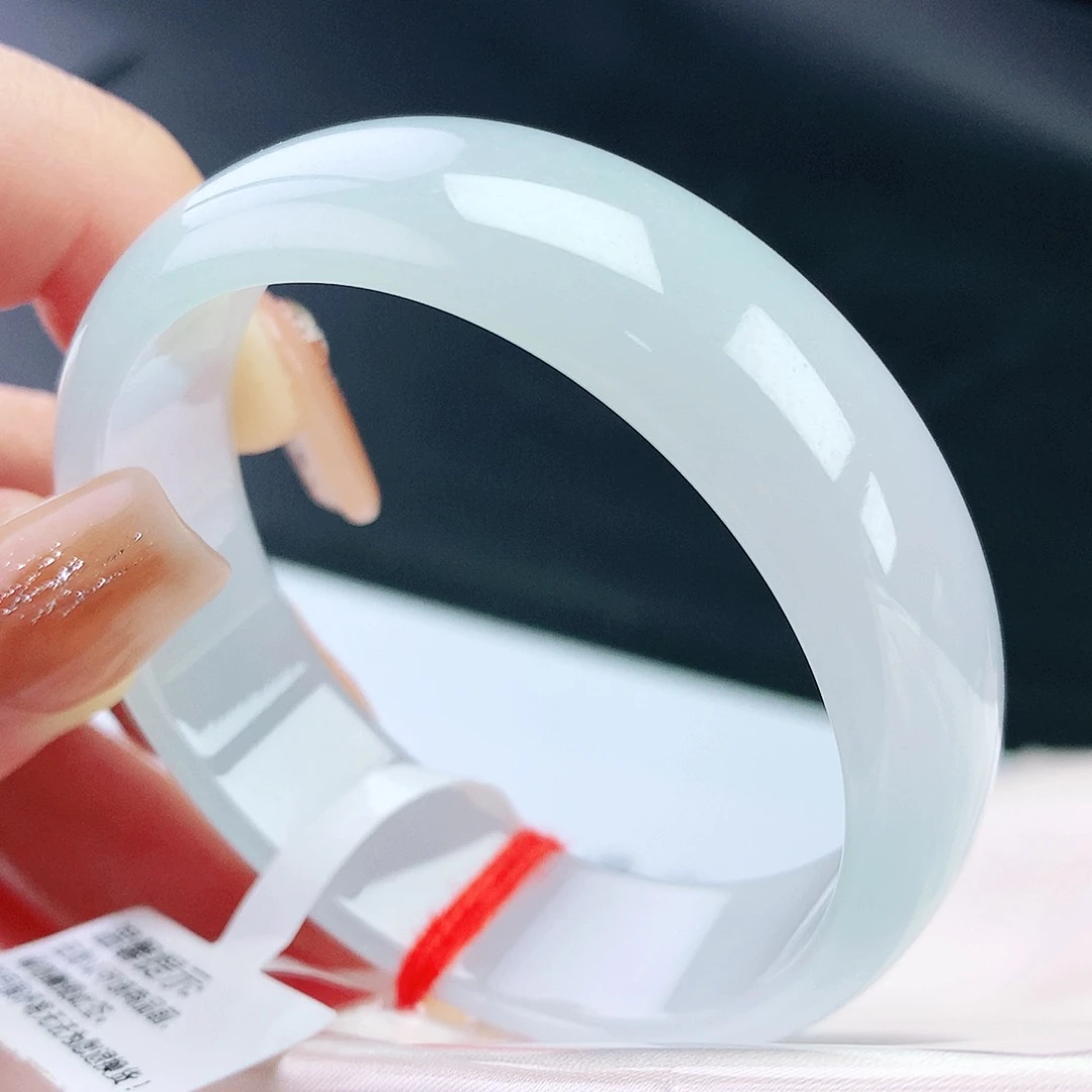 未镶嵌手镯翡翠50轮胎