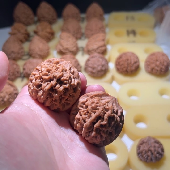 文玩核桃吊坠秦闷39.5