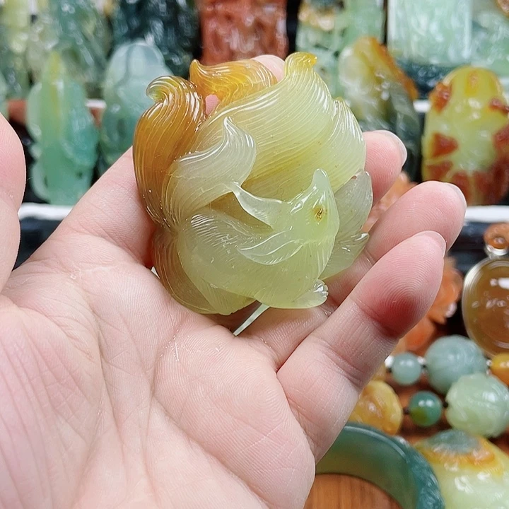 蛇纹石玉未镶嵌挂件