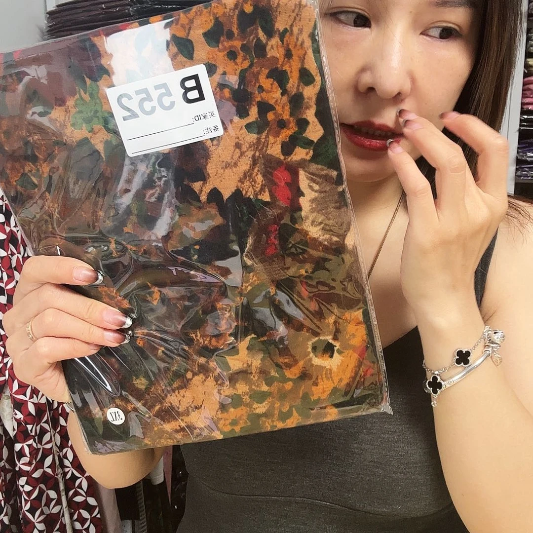 特***贝552橘色花纹高领羊毛