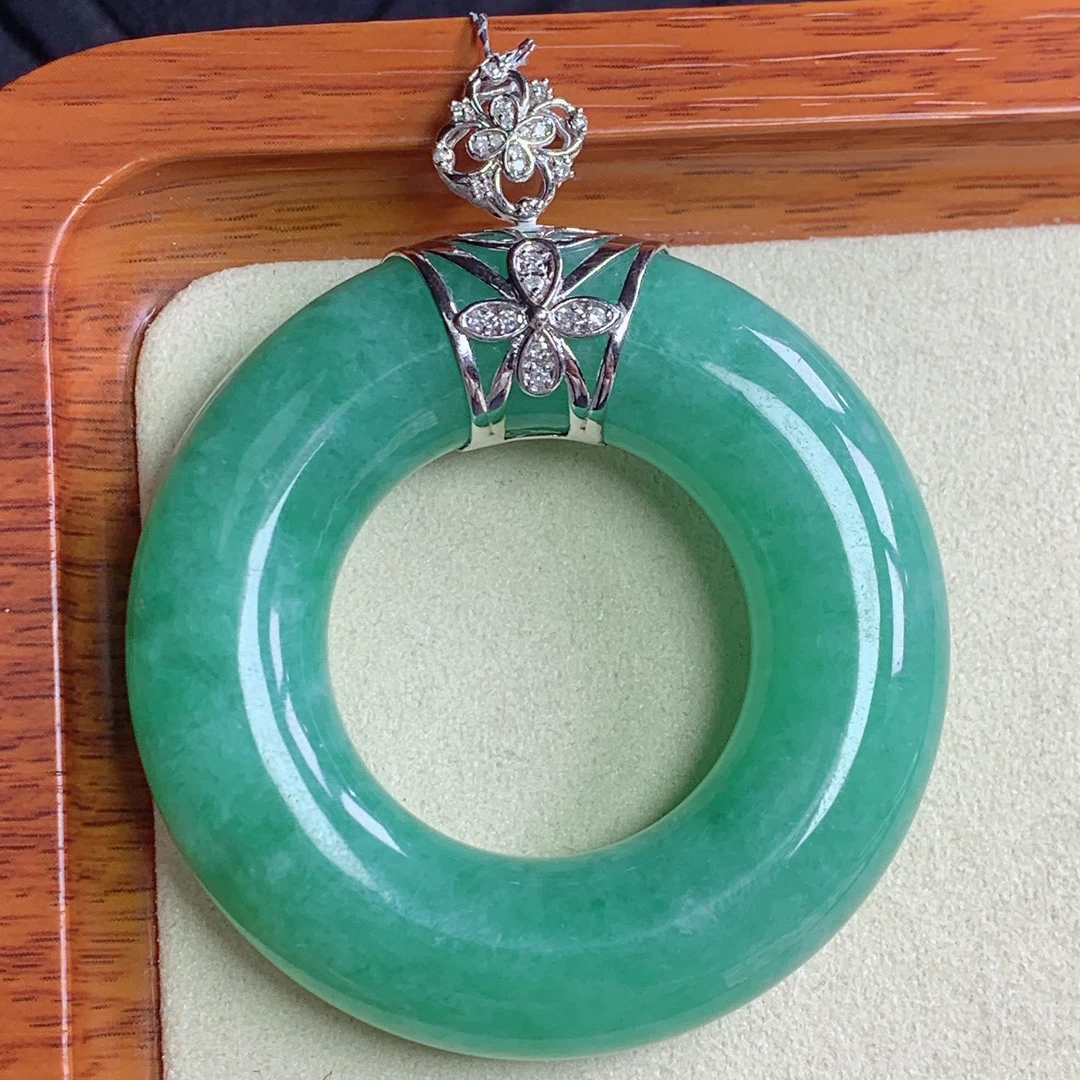 天然缅甸A货翡翠18k金j甜甜圈面包圈吊坠b10卡64.2石53.2/12.4mm