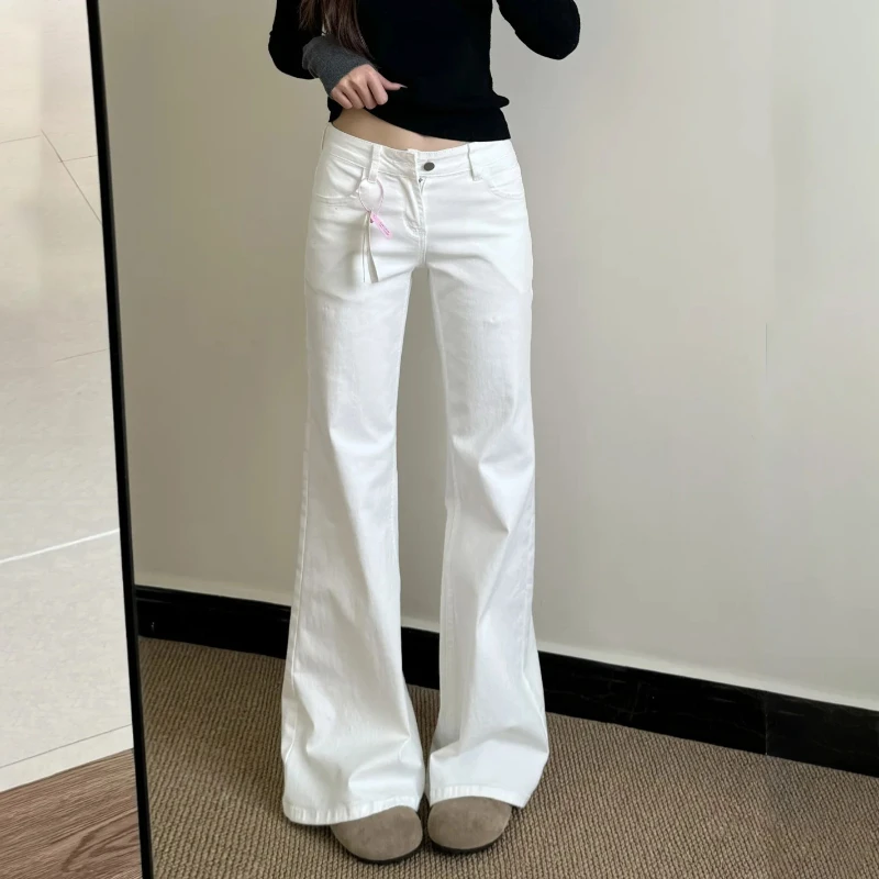 艾格复古白色微喇牛仔裤女春夏2025年新款显瘦百搭高腰辣妹马蹄裤