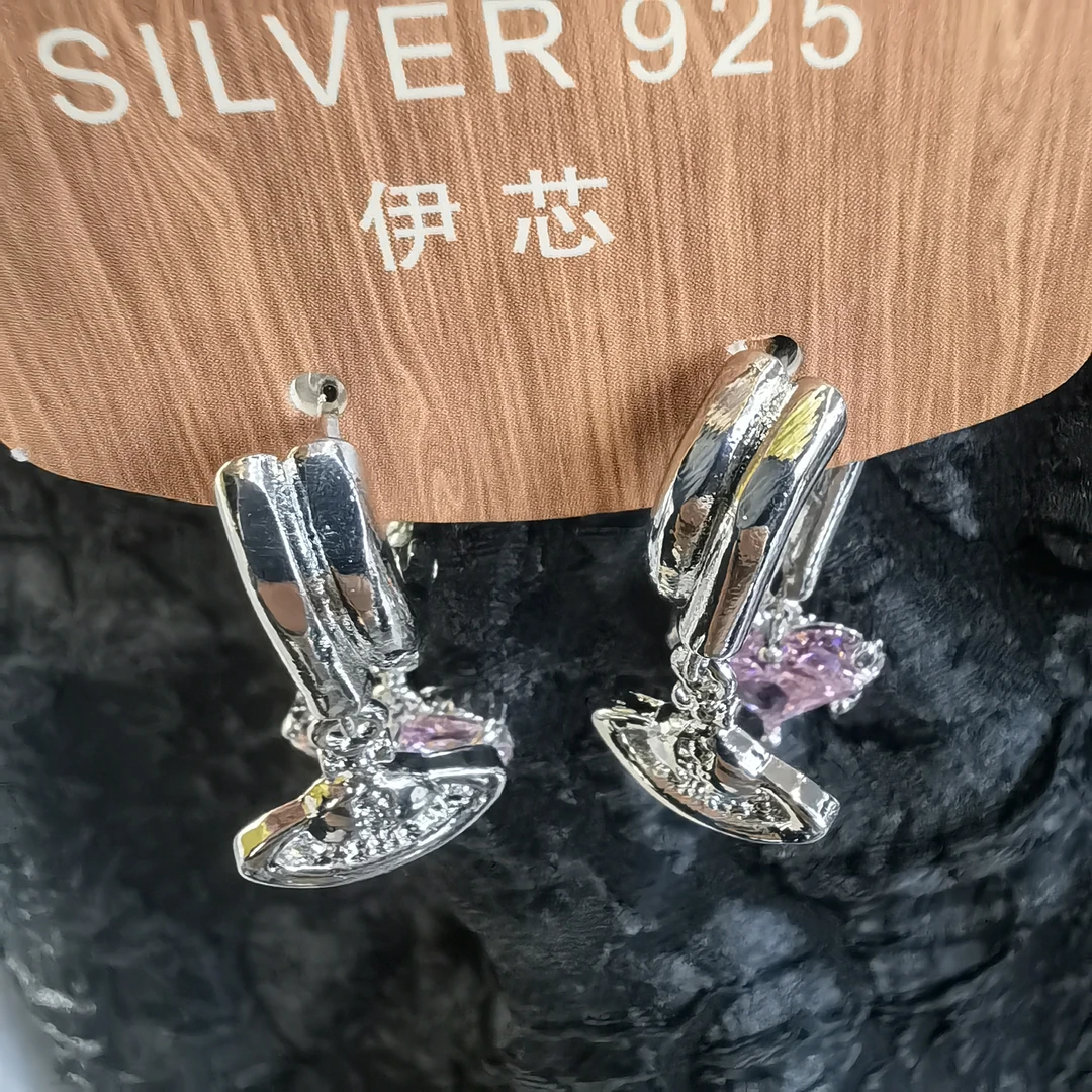 F292粉色爱心星球耳钉耳饰