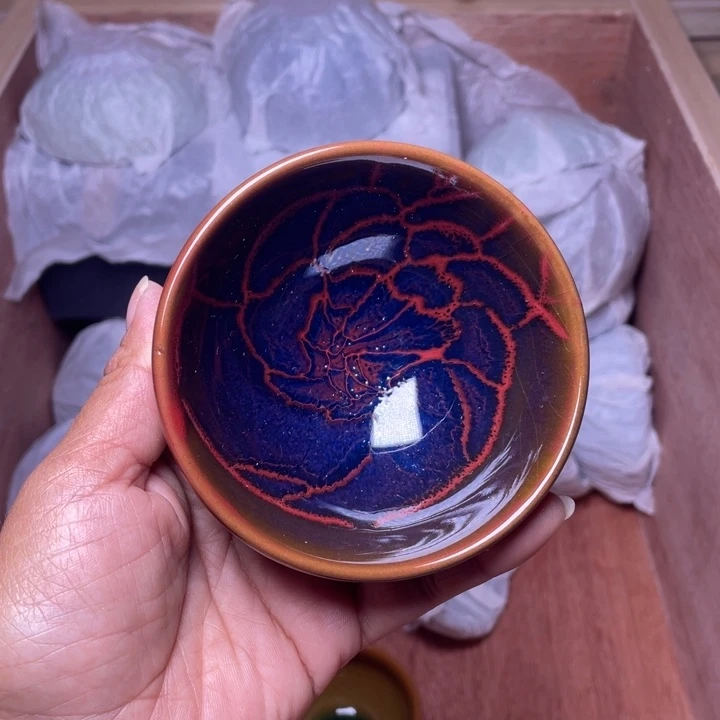 茶盏在哪里都不容易的