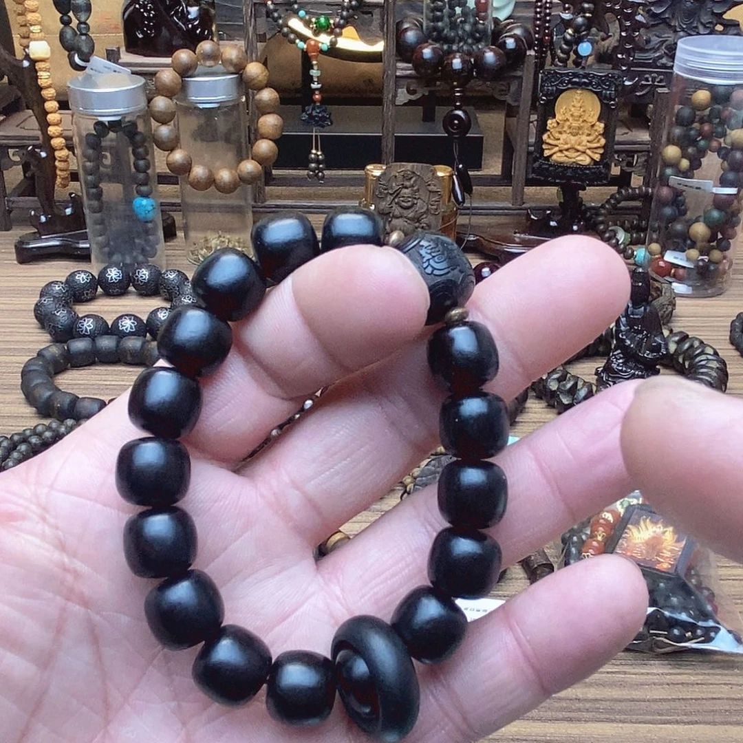 滴血莲花菩提手串