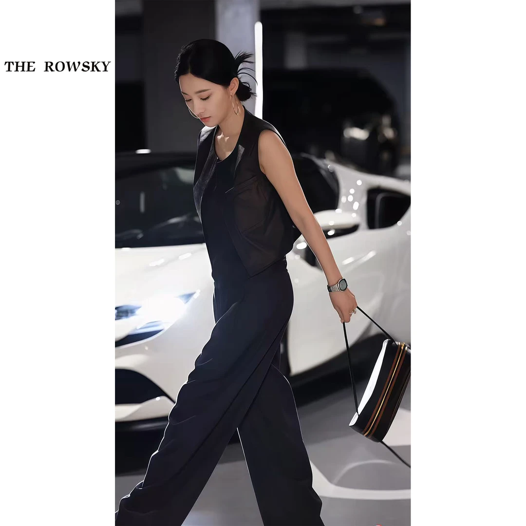 杨圣坤2025秋季新品抓皱植鞣绵羊皮短款时尚无袖马夹女EY2581243