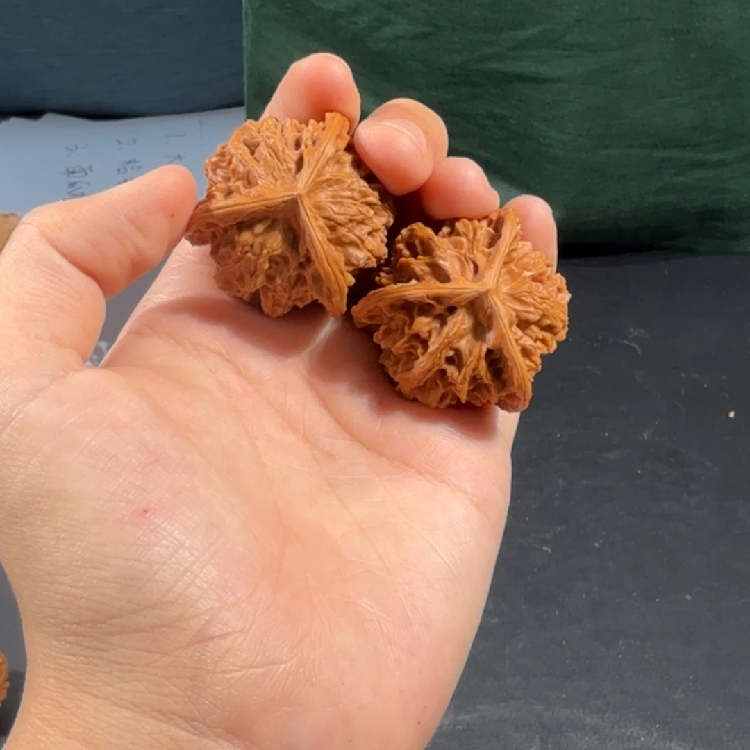 文玩核桃把件三棱1号32-35mm盘山三棱