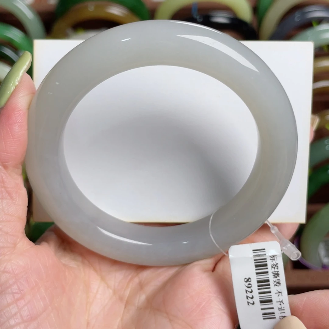 和田玉手镯未镶嵌58