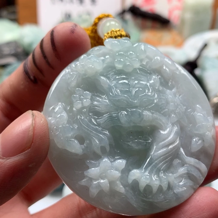 翡翠未镶嵌颈饰保真天然a货翡翠
