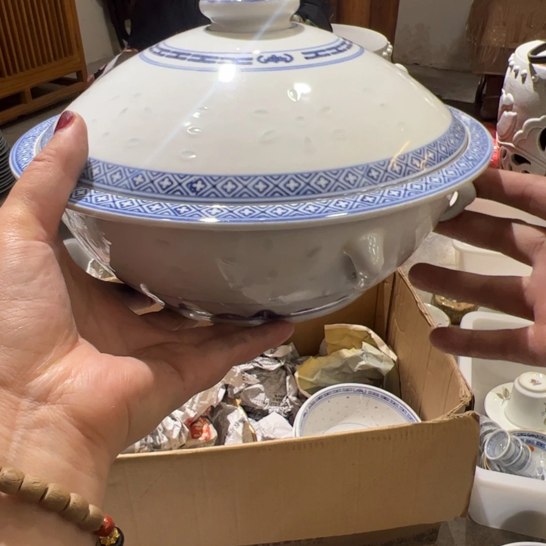瓷片23厘米素玲珑一级锅