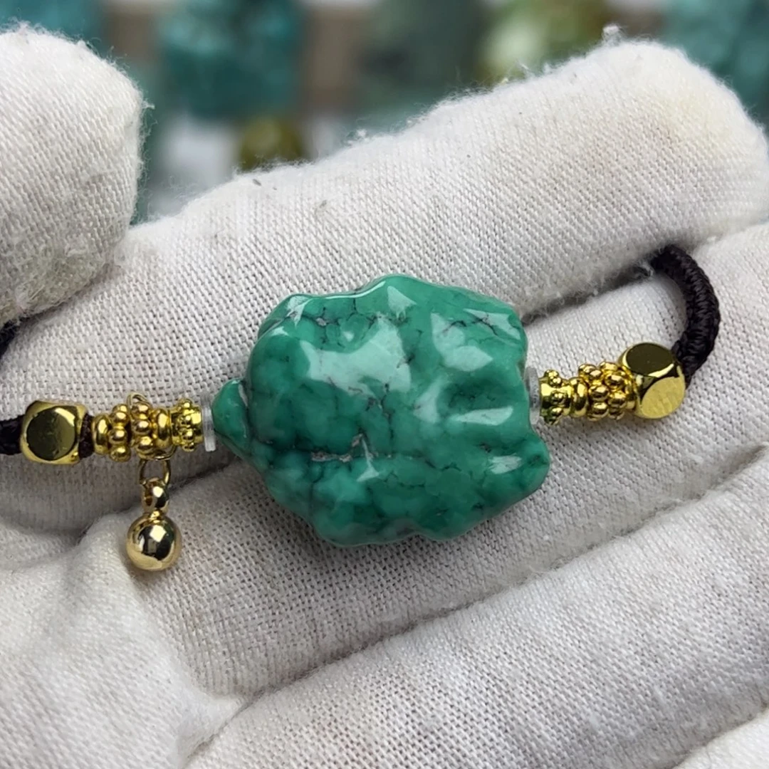 绿松石未镶嵌天然原矿绿松石