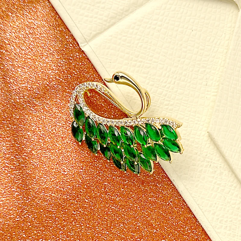 铜合金仿水晶胸针 水晶天鹅胸针R0707