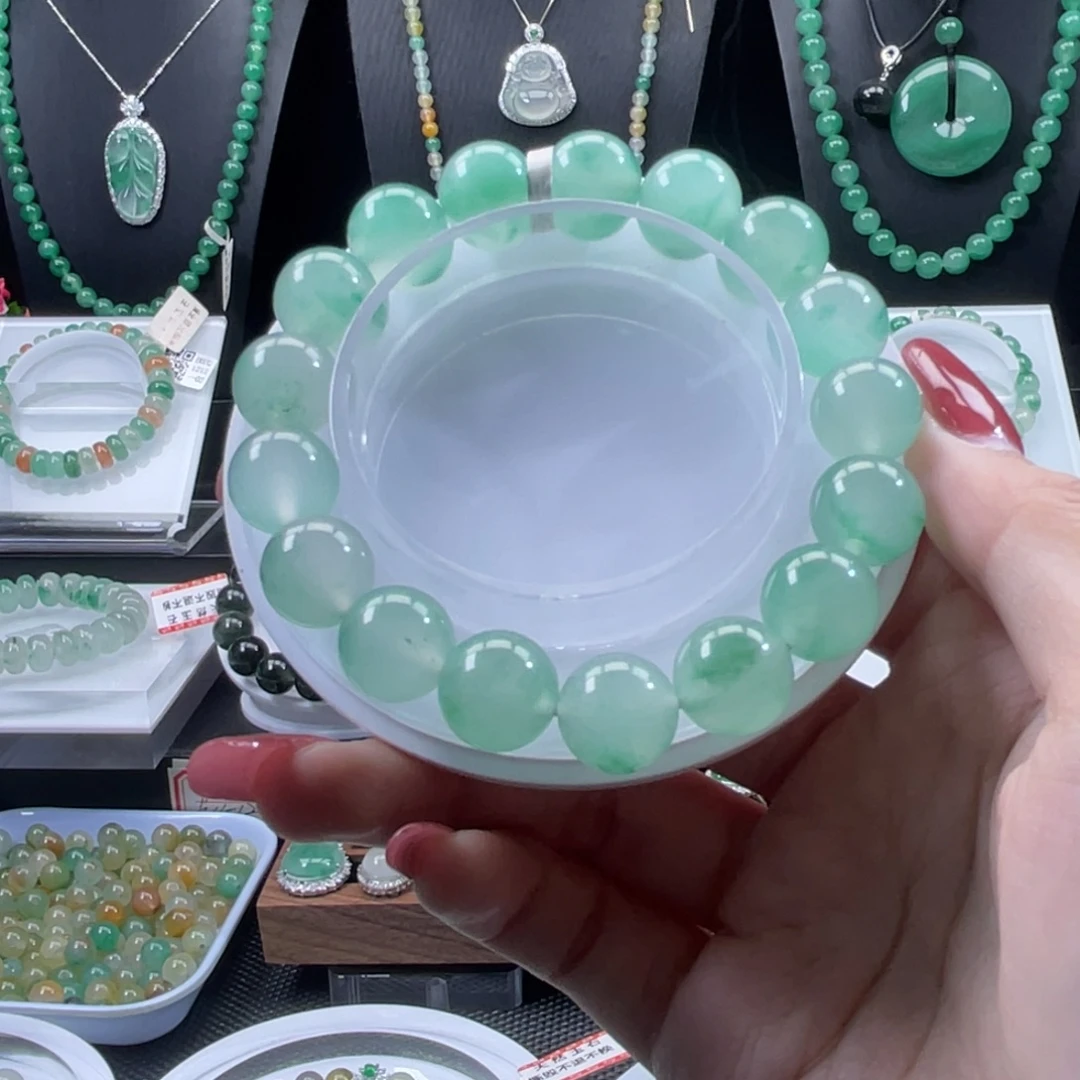 逆***放石英质玉（非洲翠）未镶嵌手串