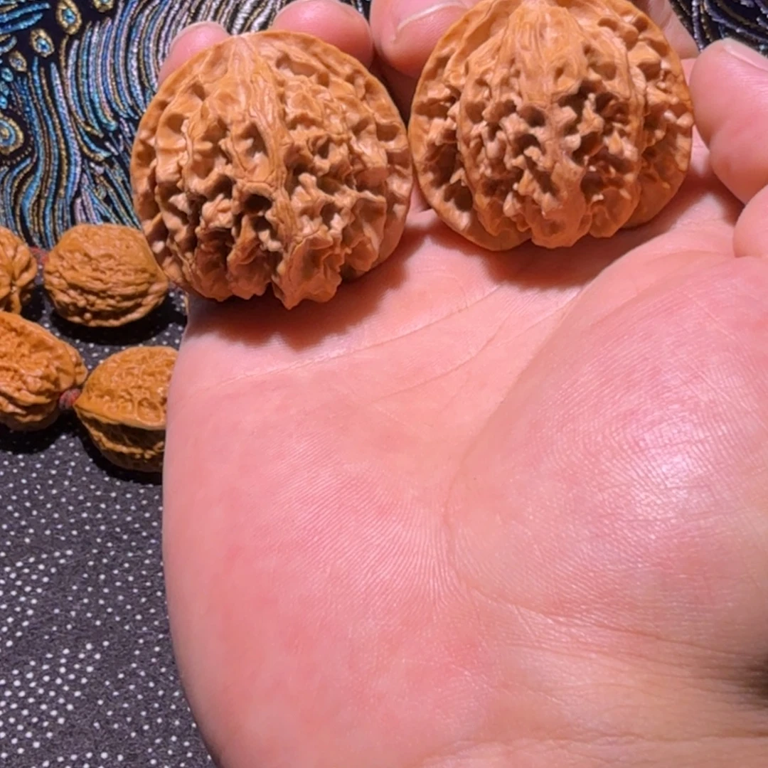 吊坠文玩核桃43原桩苹果有修254087