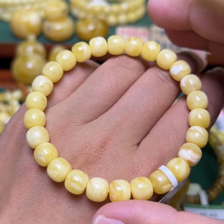 蜜蜡未镶嵌珠宝奇石