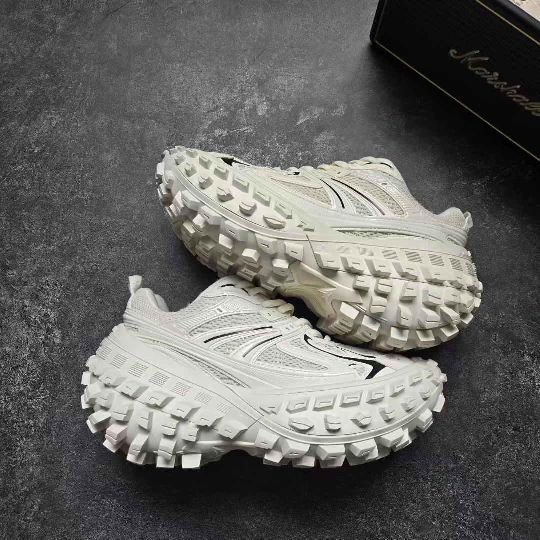 99新 Balenciaga/巴黎世家 39码 DEFENDER 黑白轮胎鞋