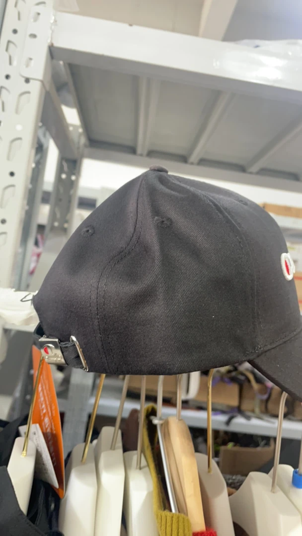 运动鸭舌帽黑色男士经典中性均码时尚