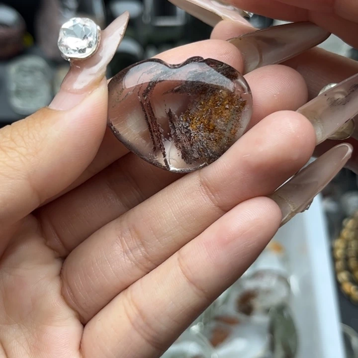 未镶嵌吊坠(赠链)水晶