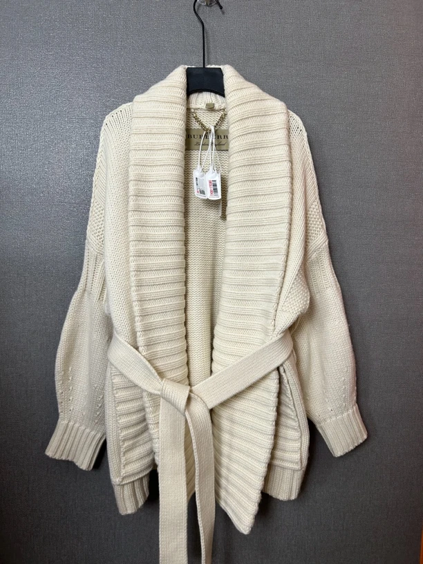 95新 BURBERRY/博柏利 Burberry米白色浴袍款外套95新