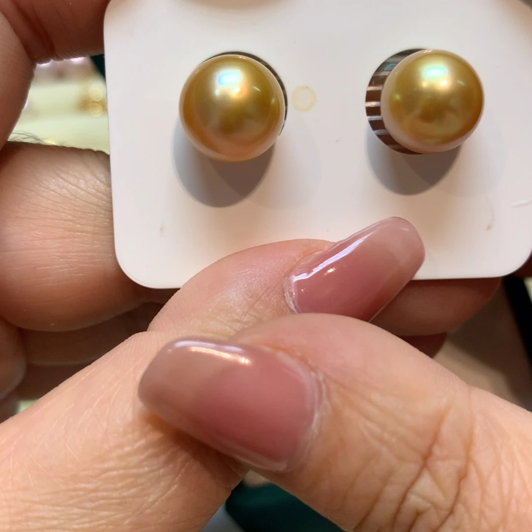 海水珍珠耳饰18K金镶嵌