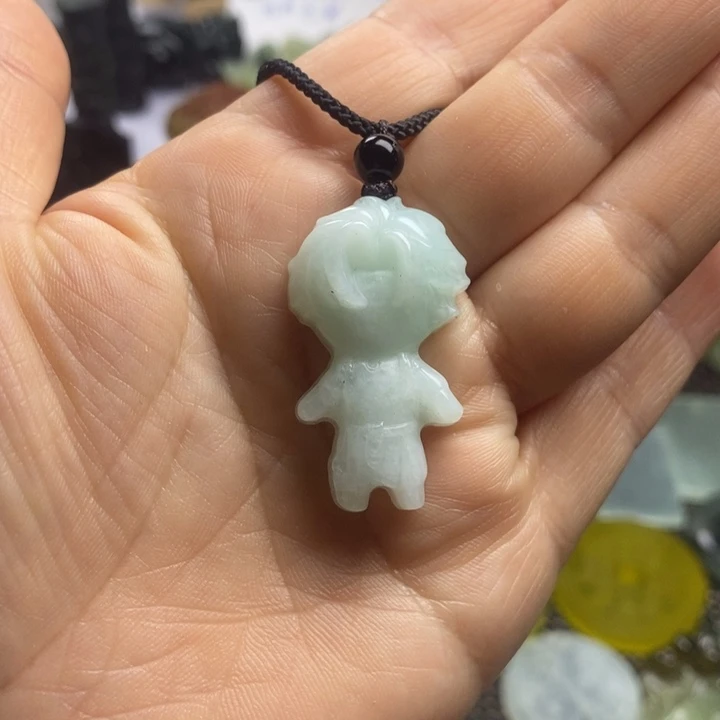 合金蛇纹石玉颈饰