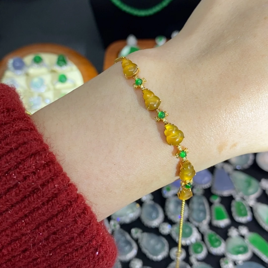 翡翠18K金镶嵌颈饰A货翡翠