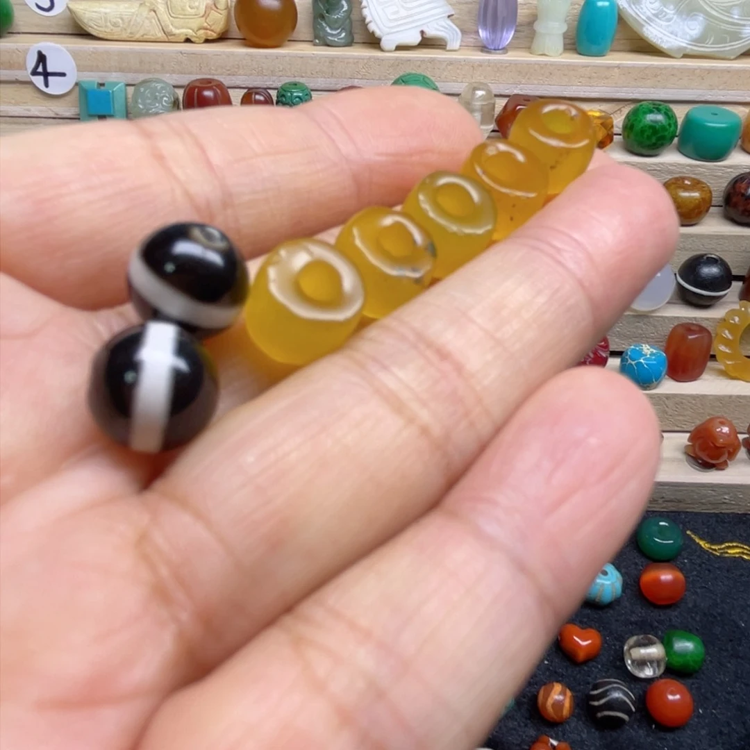 合金颈饰玛瑙/玉髓悟*