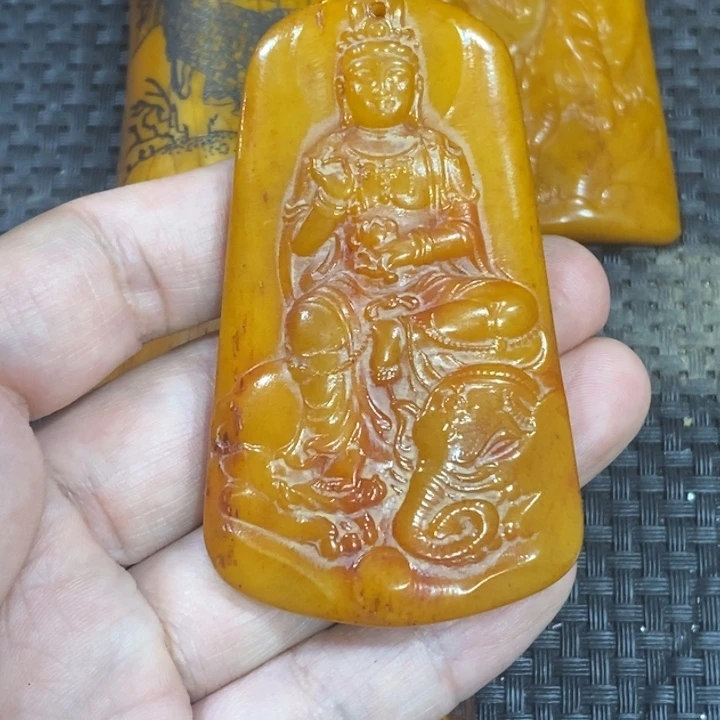 滴血莲花菩提吊坠