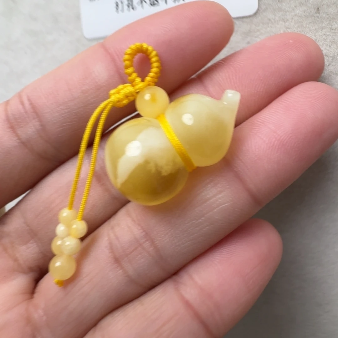 蜜蜡未镶嵌珠宝奇石超过七天不退不换
