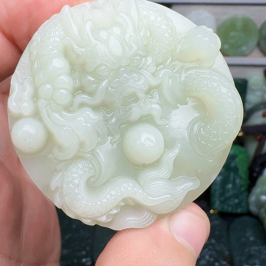 颈饰未镶嵌和田玉