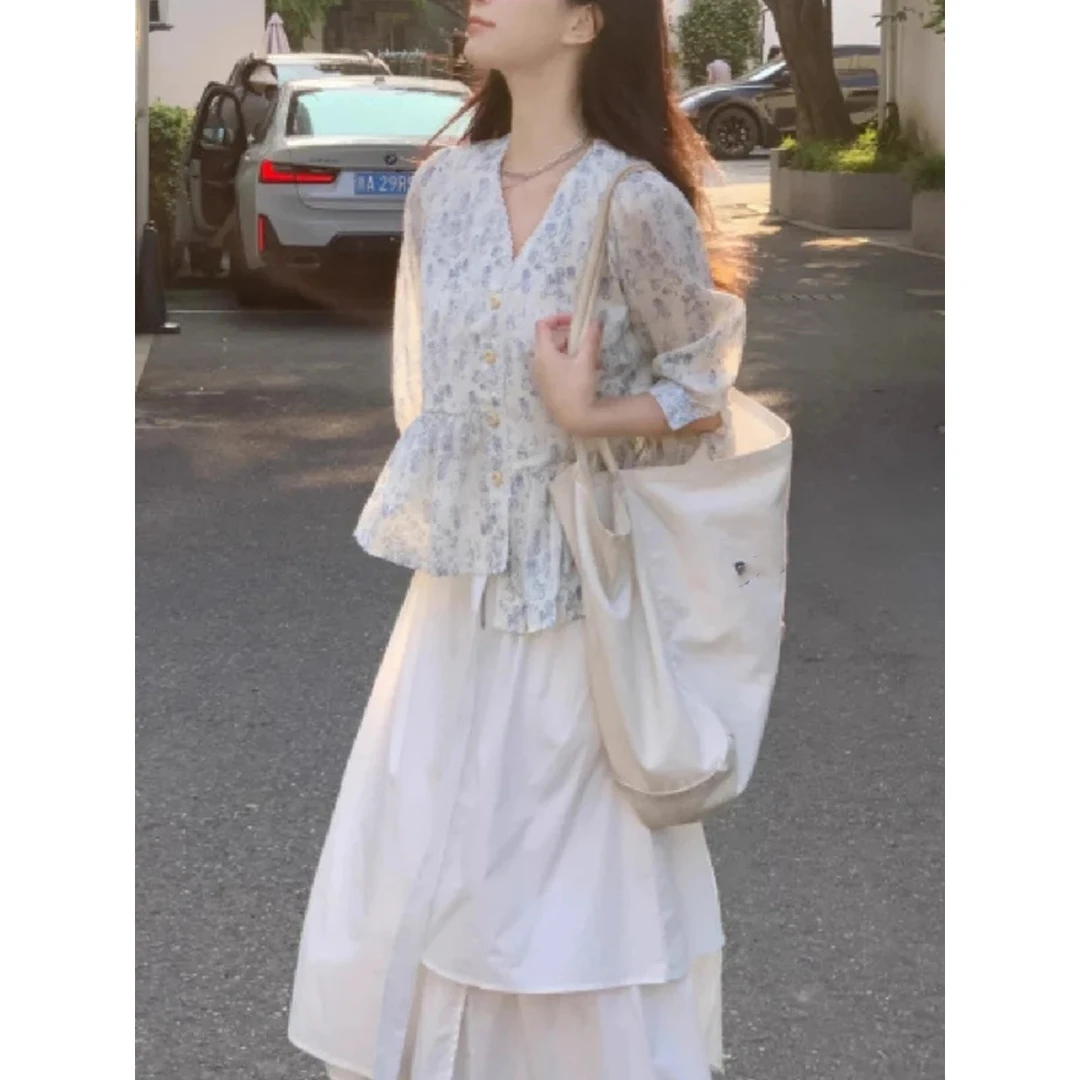 2025新款夏季超好看气质娃娃衫中袖上衣女七分袖高端蓝色碎花衬衫