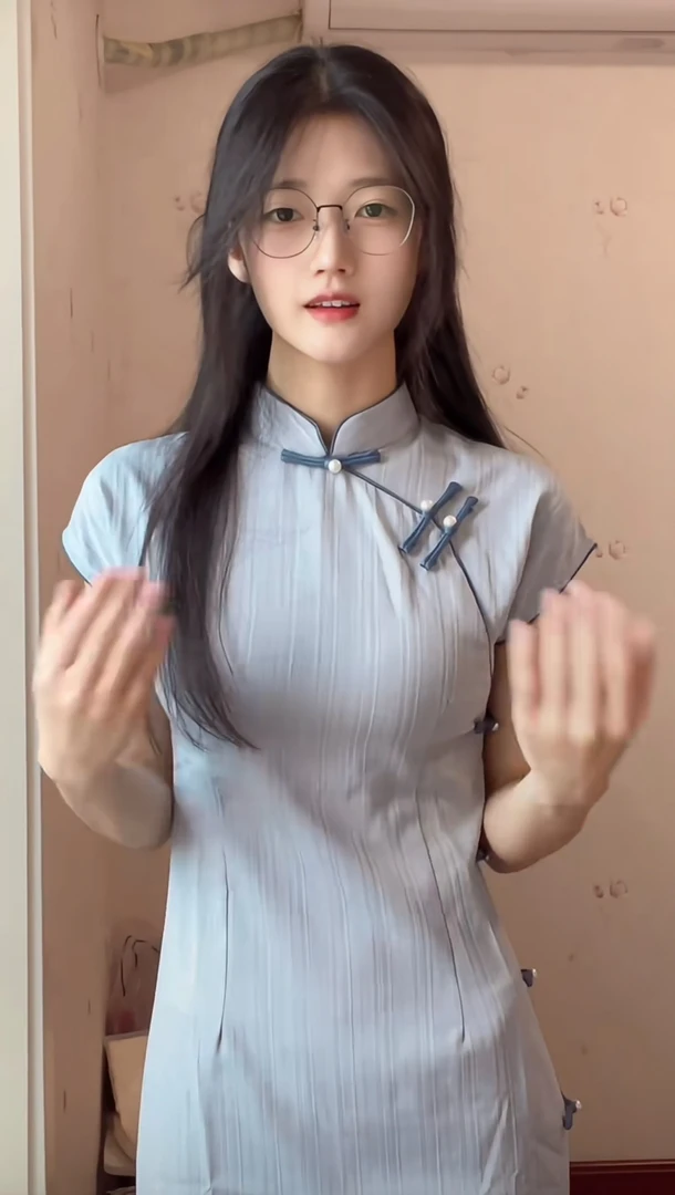蓝色条纹旗袍2025夏季新款民国风日常改良年轻款少女连衣裙高级感