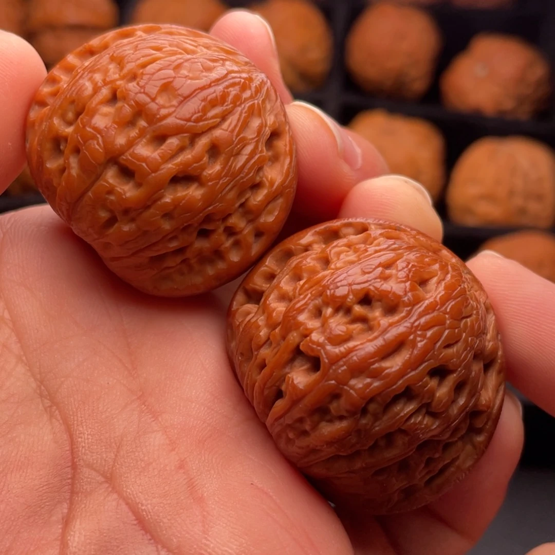 文玩核桃把件秦岭山脉