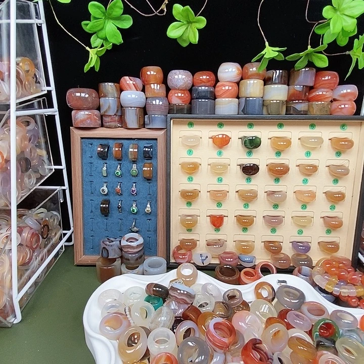 往***啊玛瑙/玉髓合金戒指