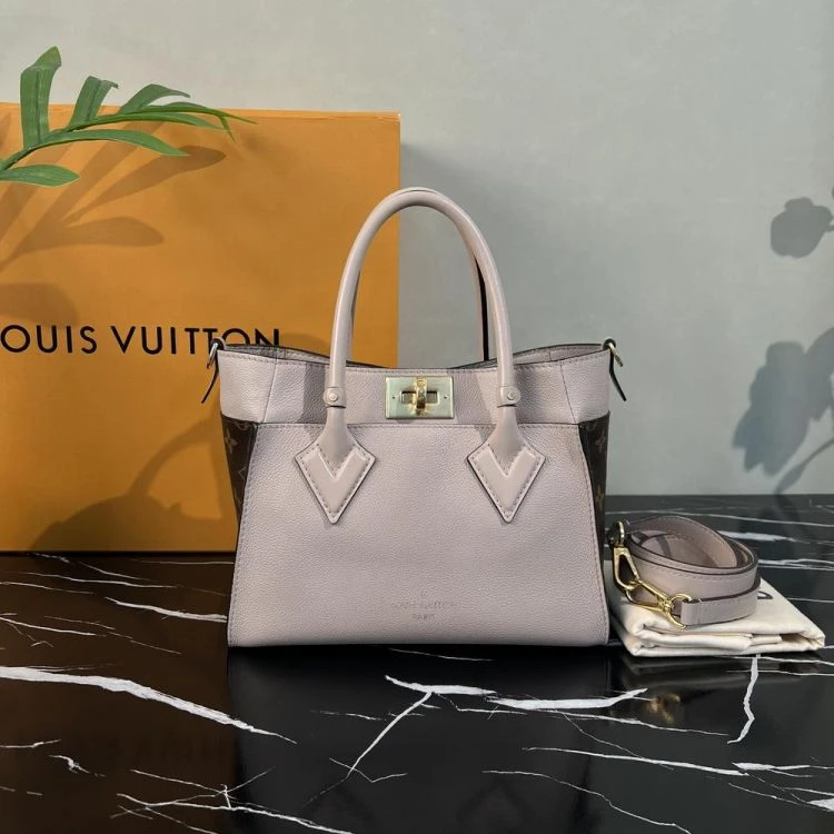 95新/路易威登/C8354056774/[MQR1130B0030]