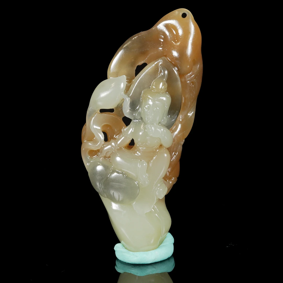 LOT.014和田楼兰三彩自在观音/X2066