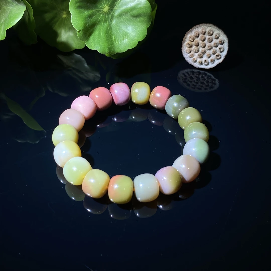 大凉山原矿南红盐源渐变老型手串产地直发