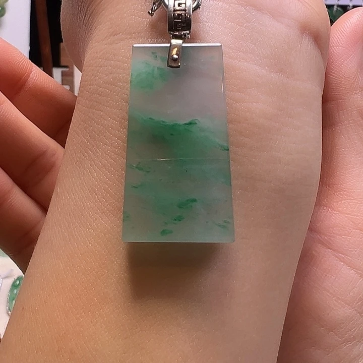 石英质玉银S925镀金镶嵌颈饰