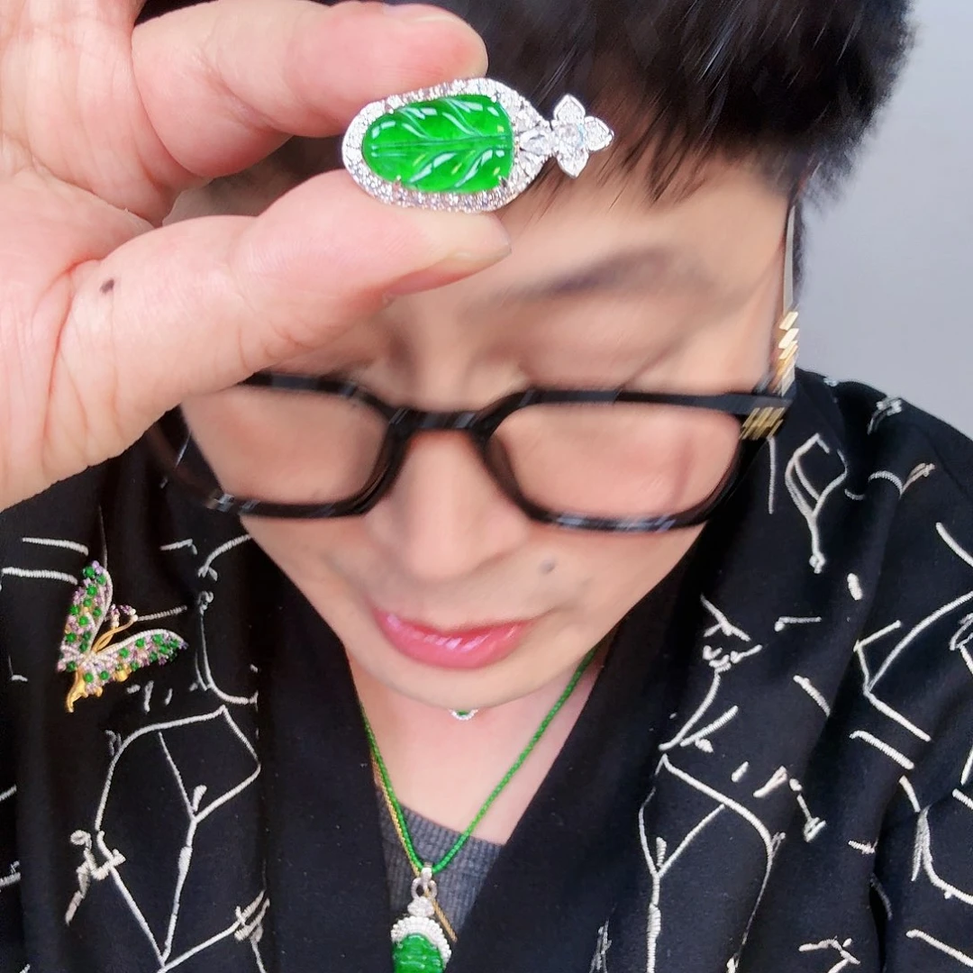 翡翠颈饰未镶嵌一个