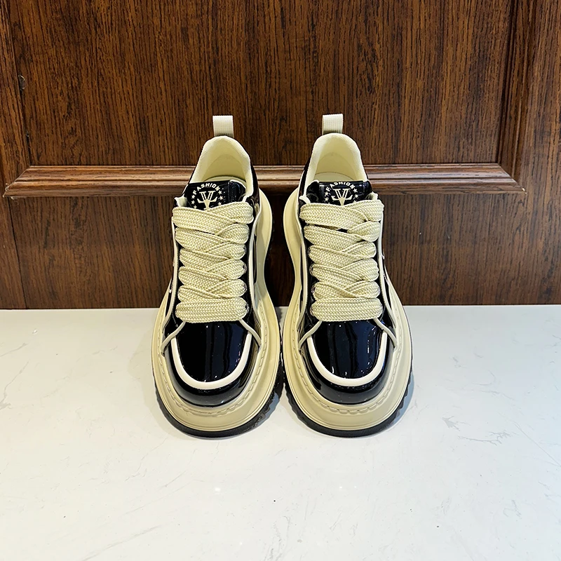 潮牌男鞋2025春季新款亮面纯色舒适时尚潮流休闲鞋高级运动老爹鞋